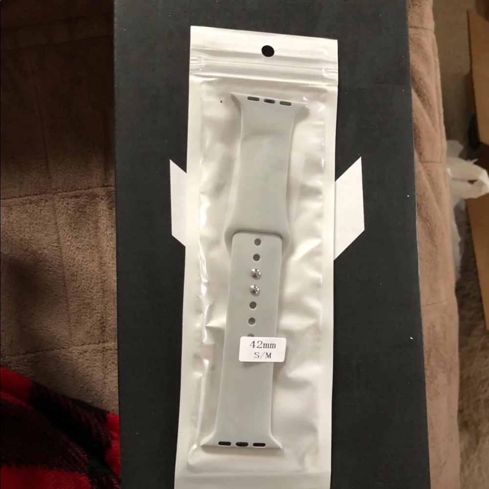 Apple Watch series 3 42mm grey band
